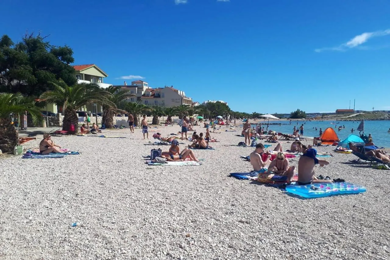 Apartment Povljana 3316F 0*,  Κροατία