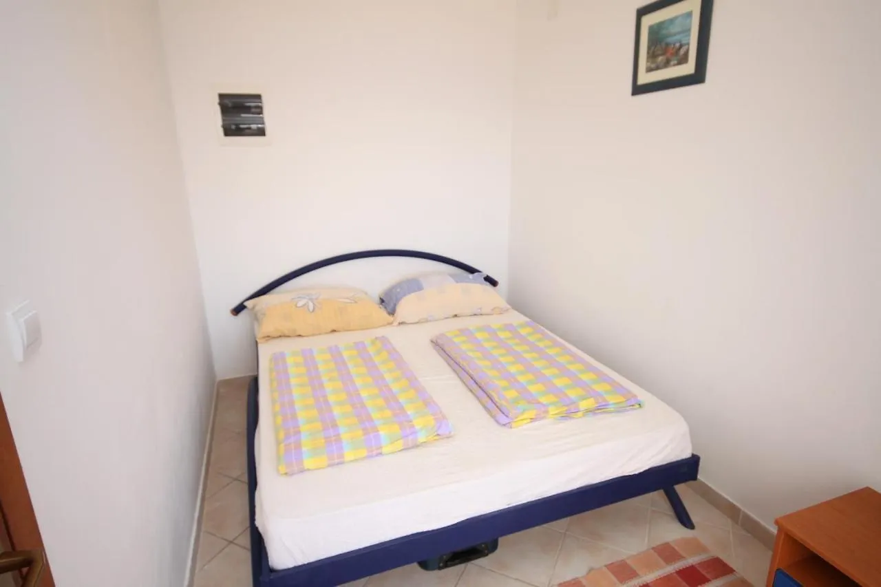 Apartment Povljana 3316F 0*,  Хорватия